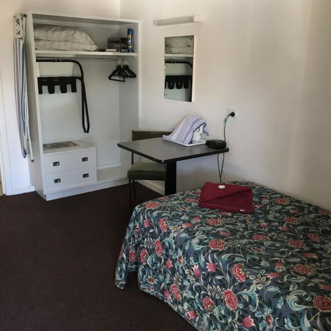 Travelway Motel - Accommodation in Surfers Paradise 3