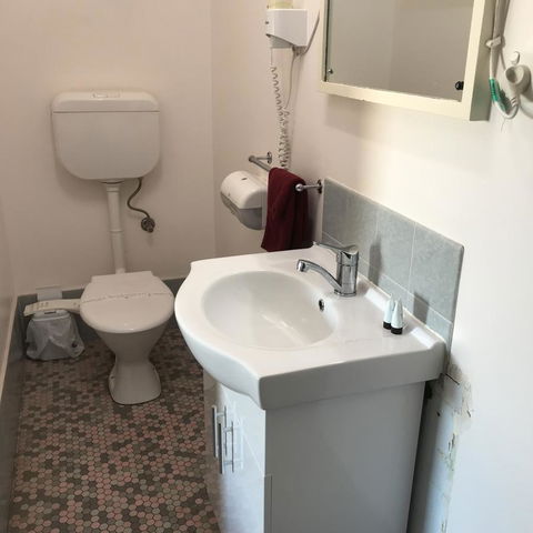 Travelway Motel - Accommodation in Surfers Paradise 11