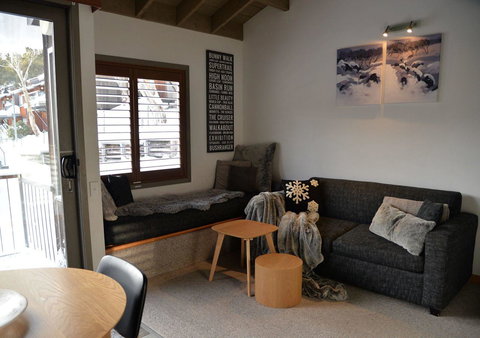 CHILL-OUT - Thredbo - Accommodation in Surfers Paradise 1