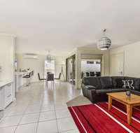 City Fringe Apartment - Accommodation in Surfers Paradise