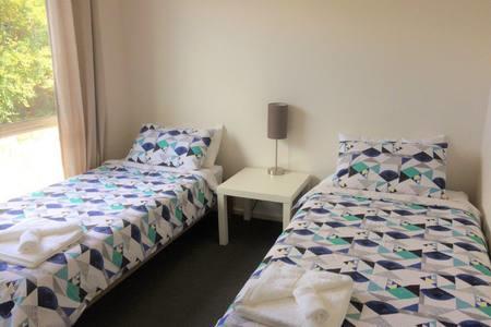 Bayview Beach House Apartment No 1 - Accommodation in Surfers Paradise 8