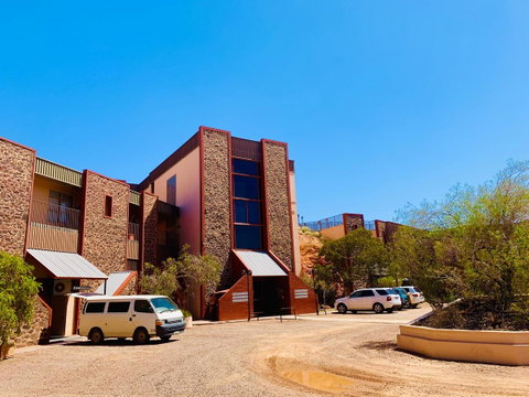 Desert Cave Hotel - Accommodation in Surfers Paradise 28