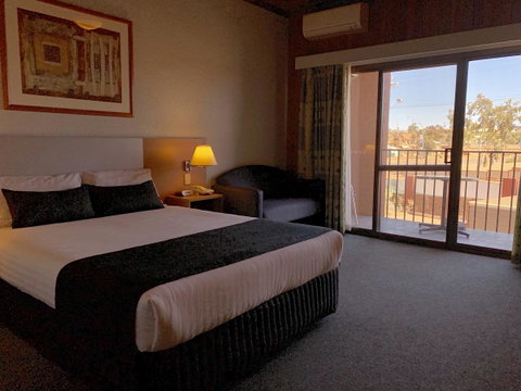 Desert Cave Hotel - Accommodation in Surfers Paradise 20