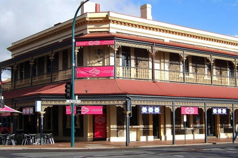 Executive 3 Bedroom Apartment + Internet + Parking - Accommodation in Surfers Paradise 43