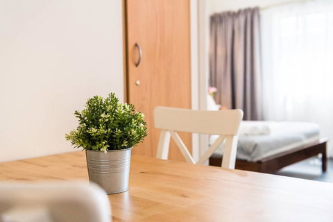 Executive 3 Bedroom Apartment + Internet + Parking - Accommodation in Surfers Paradise 30