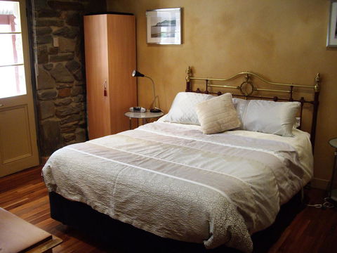 1860 Wine Country Cottages - Accommodation in Surfers Paradise 11