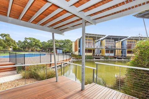 Villa 53 South Shores - Normanville S14 - Accommodation in Surfers Paradise 0