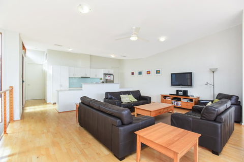 Villa 53 South Shores - Normanville S14 - Accommodation in Surfers Paradise 5