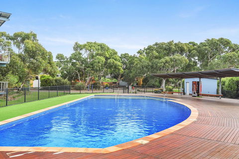 Villa 53 South Shores - Normanville S14 - Accommodation in Surfers Paradise 9