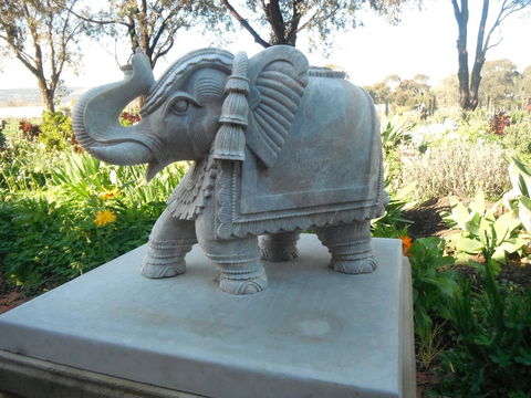 Linger Longer Vineyard - Accommodation in Surfers Paradise 12