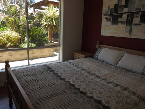 Sanctuary In The Valley - Accommodation in Surfers Paradise 14