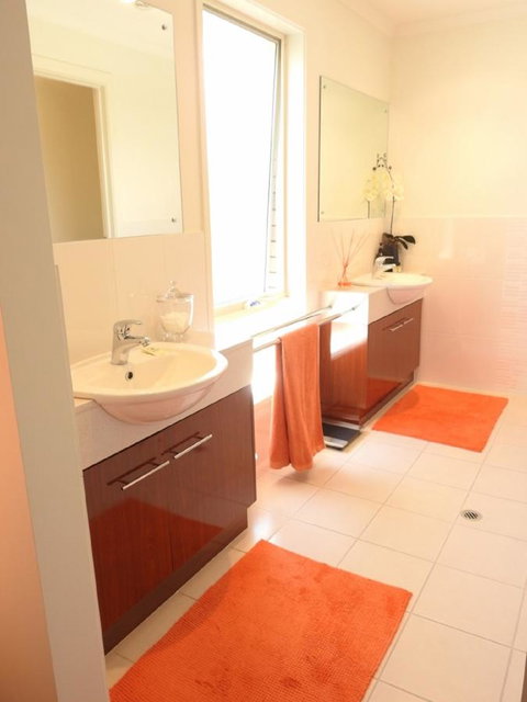 Sanctuary In The Valley - Accommodation in Surfers Paradise 1