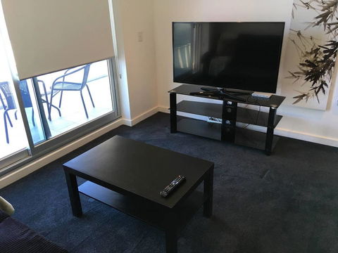 Luxury City Apt With Pool, Gym, Spa, Netflix - Accommodation in Surfers Paradise 21