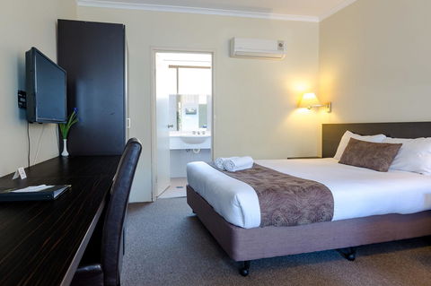 Abcot Inn - Accommodation in Surfers Paradise 10