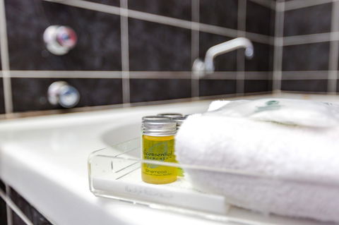 Abcot Inn - Accommodation in Surfers Paradise 16