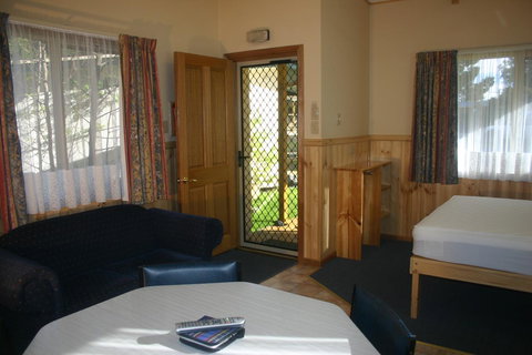 Millicent Hillview Caravan Park - Accommodation in Surfers Paradise 25