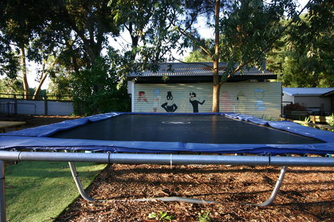 Millicent Hillview Caravan Park - Accommodation in Surfers Paradise 7