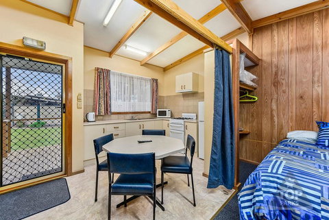Millicent Hillview Caravan Park - Accommodation in Surfers Paradise 19