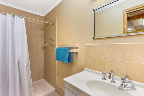 Millicent Hillview Caravan Park - Accommodation in Surfers Paradise 17