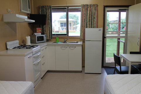 Millicent Hillview Caravan Park - Accommodation in Surfers Paradise 36