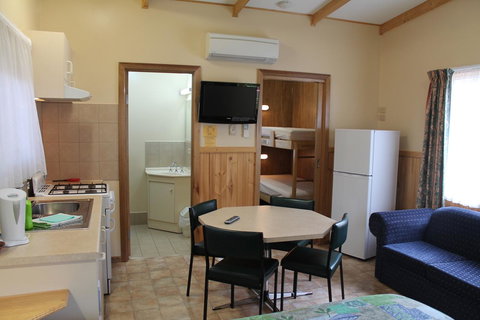 Millicent Hillview Caravan Park - Accommodation in Surfers Paradise 27