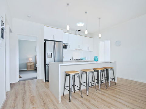 Seas The Day - Accommodation in Surfers Paradise 5