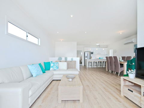 Seas The Day - Accommodation in Surfers Paradise 2