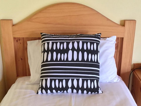 Coonawarra Place Motor Inn - Accommodation in Surfers Paradise 37