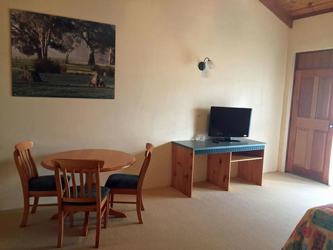 Coonawarra Place Motor Inn - Accommodation in Surfers Paradise 11