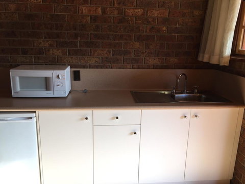 Coonawarra Place Motor Inn - Accommodation in Surfers Paradise 14