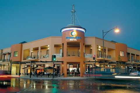 Mawson Lakes Hotel - Accommodation in Surfers Paradise 8