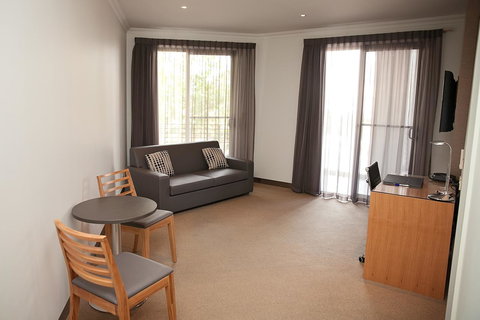 Mawson Lakes Hotel - Accommodation in Surfers Paradise 38