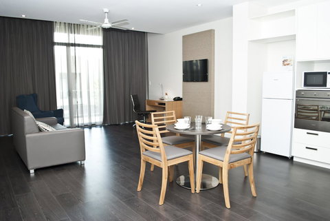 Mawson Lakes Hotel - Accommodation in Surfers Paradise 10