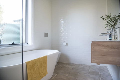 Port Lincoln Seaside Home - Accommodation in Surfers Paradise 11