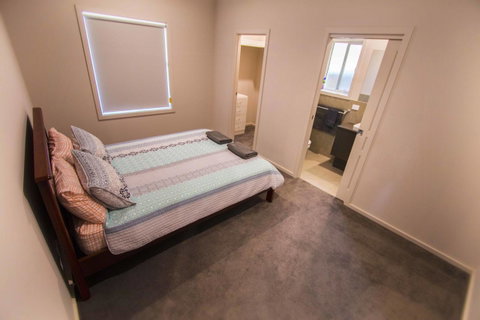 Serene Shores - Accommodation in Surfers Paradise 10