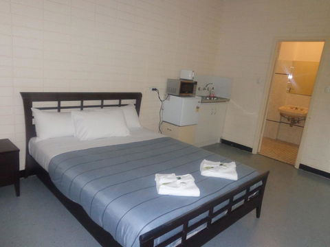 Adelaide Backpackers And Travellers Inn - Accommodation in Surfers Paradise 23