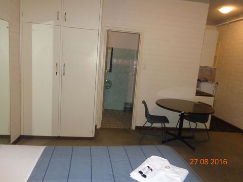 Adelaide Backpackers And Travellers Inn - Accommodation in Surfers Paradise 21