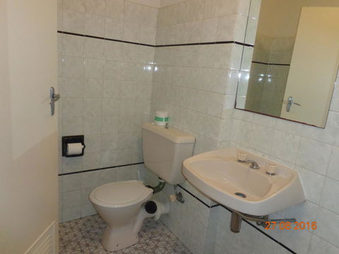 Adelaide Backpackers And Travellers Inn - Accommodation in Surfers Paradise 32