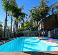 Cattlemans Country Motor Inn  Serviced Apartments - Accommodation in Surfers Paradise
