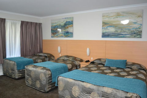 Cattlemans Country Motor Inn & Serviced Apartments - Accommodation in Surfers Paradise 34