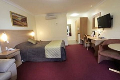 Cattlemans Country Motor Inn & Serviced Apartments - Accommodation in Surfers Paradise 26