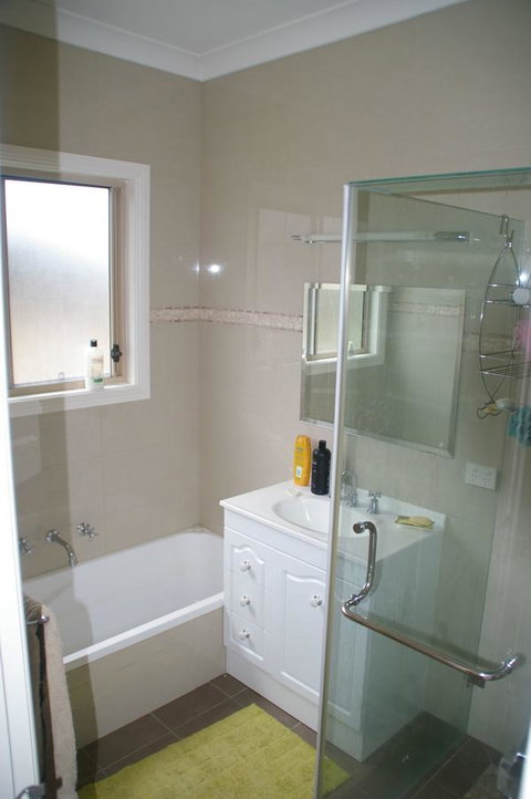 The Hakeas - Accommodation in Surfers Paradise 3