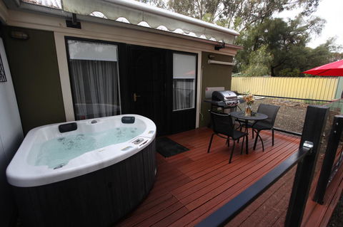One Tree Bed And Breakfast - Accommodation in Surfers Paradise 13