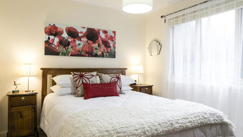 One Tree Bed And Breakfast - Accommodation in Surfers Paradise 2