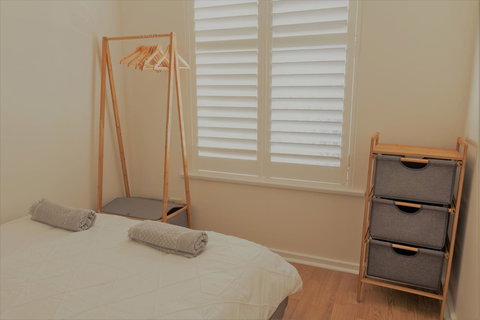 Henley Beach South, Amazing Views, Huge Private Balcony! - Accommodation in Surfers Paradise 13