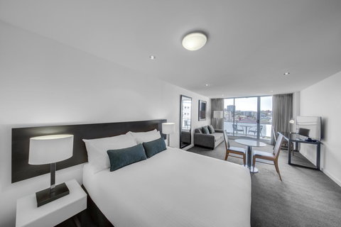 Adina Apartment Hotel Wollongong - Accommodation in Surfers Paradise 9
