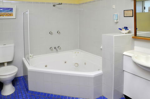 Aston Motel Yamba - Accommodation in Surfers Paradise 8