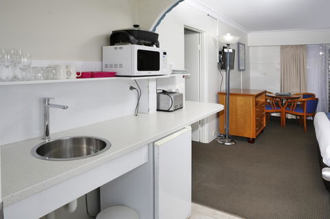 Aston Motel Yamba - Accommodation in Surfers Paradise 36
