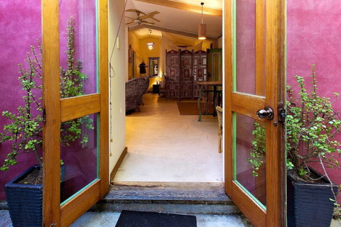 The Lotus Eater - Accommodation in Surfers Paradise 23