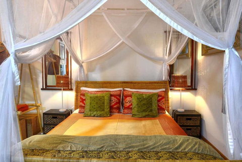 The Lotus Eater - Accommodation in Surfers Paradise 22